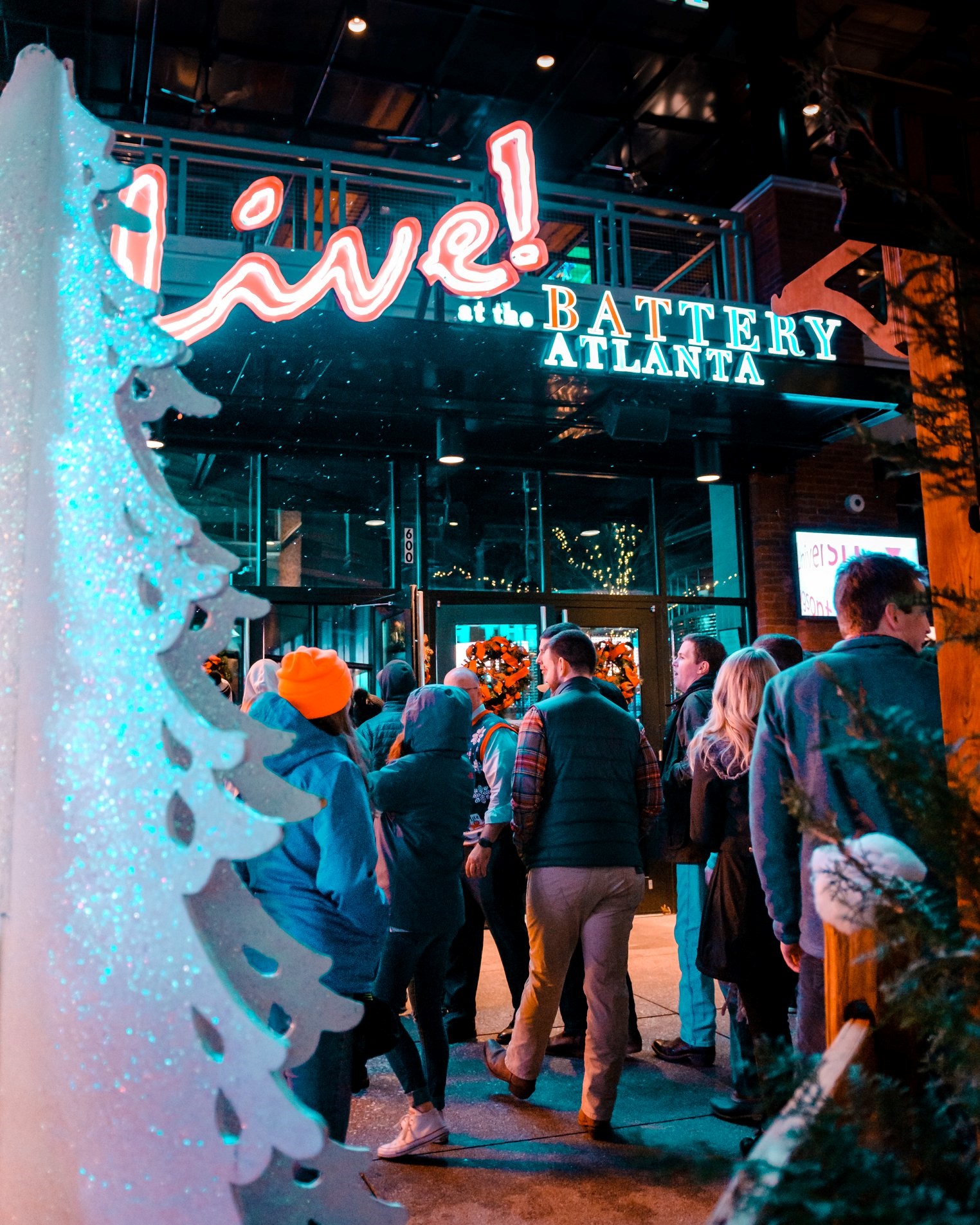 The Battery Atlanta is Home for the Holidays with Live Music, Festive